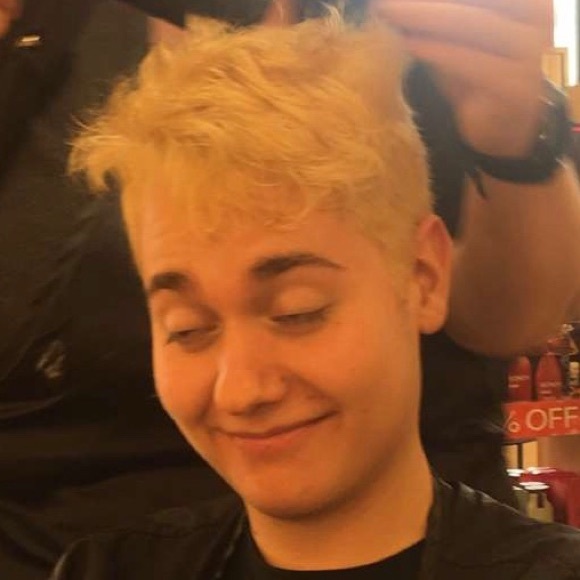 Meet your Posher, Johnny - Picture 1 of 1